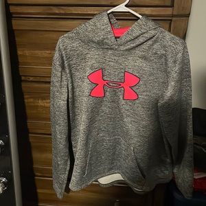 Under armour sweat shirt